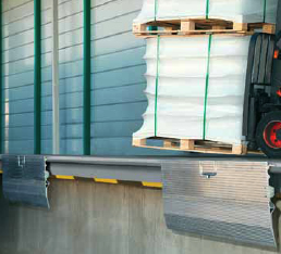 Platform bridge plate